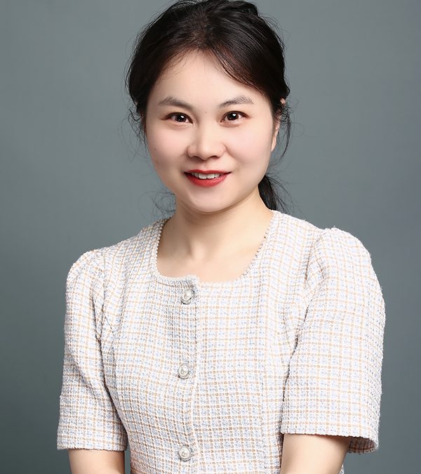 Julie Zhu