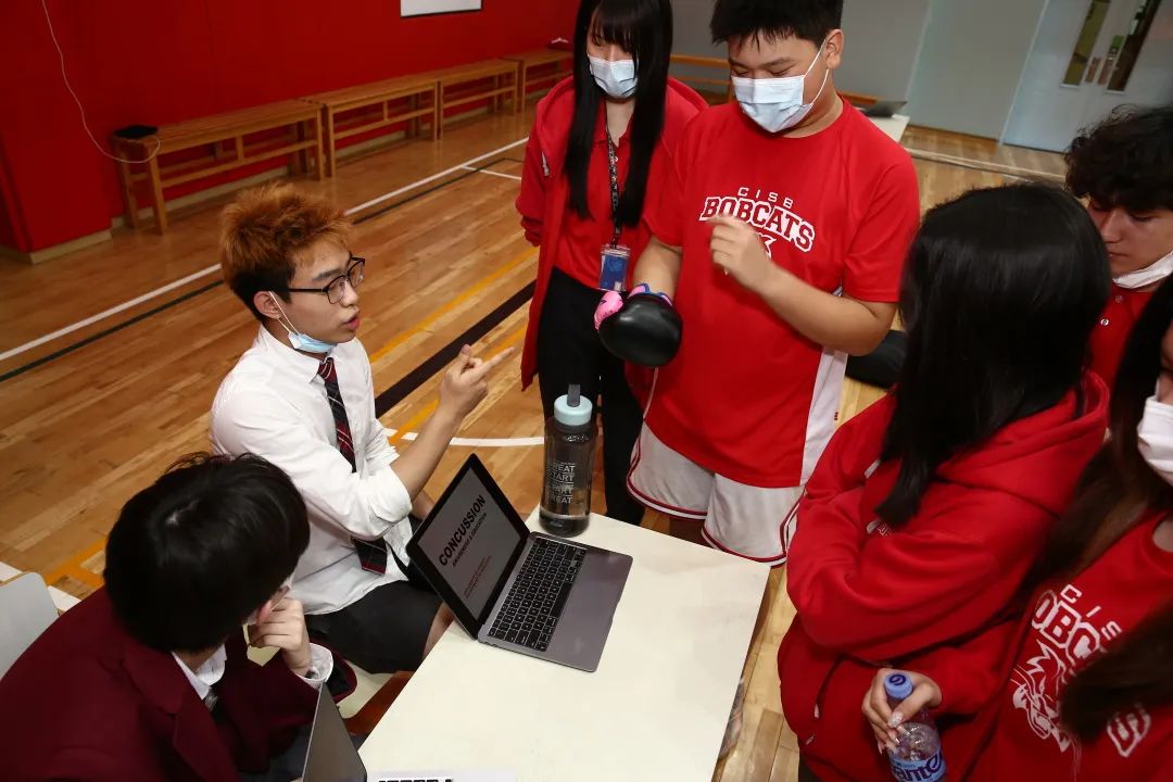 23ScholarshipWinnersg118