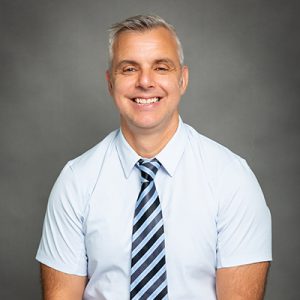 Dr Luke  Ramsdale