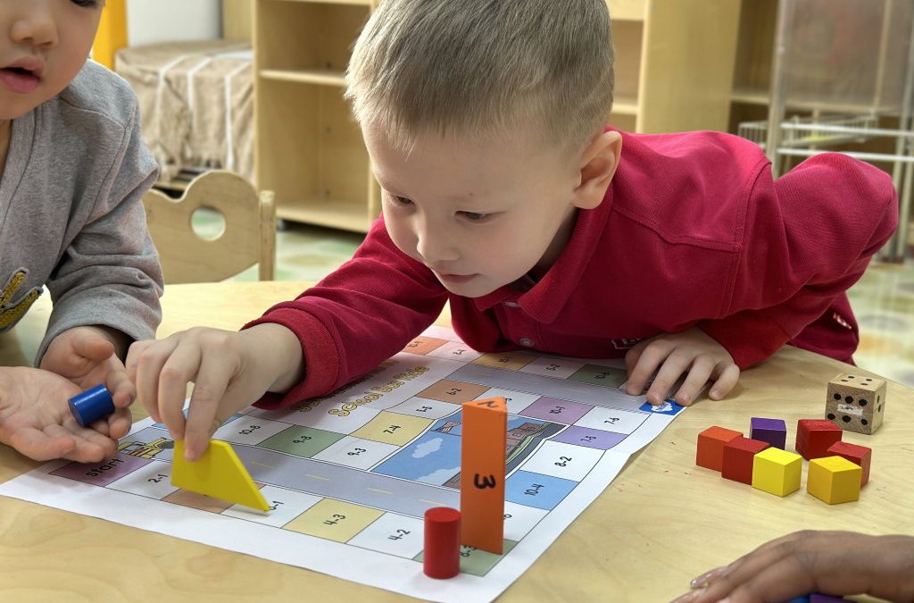 Play with mathematics(Improve mathematical logic)